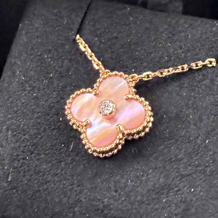 ヴァン クリーフ&アーペル ヴィンテージ アルハンブラ ネックレス 2025年ホリデーコレクション ピンクマザーオブパール K18ピンクゴールド VCARPMOP00