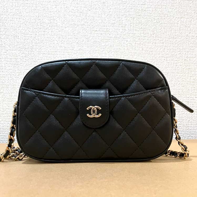 シャネル タイムレス クラシック チェーンショルダーバッグ 黒 ラムスキン ゴールド金具 AP4000