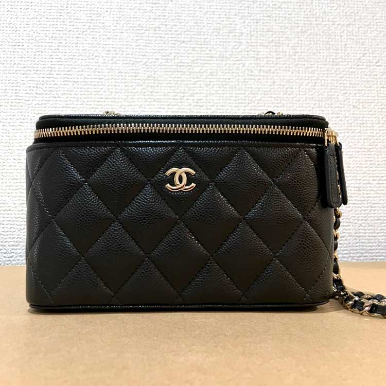 シャネル マトラッセ ヴァニティケース 黒 キャビアスキン ゴールド金具 AP1341