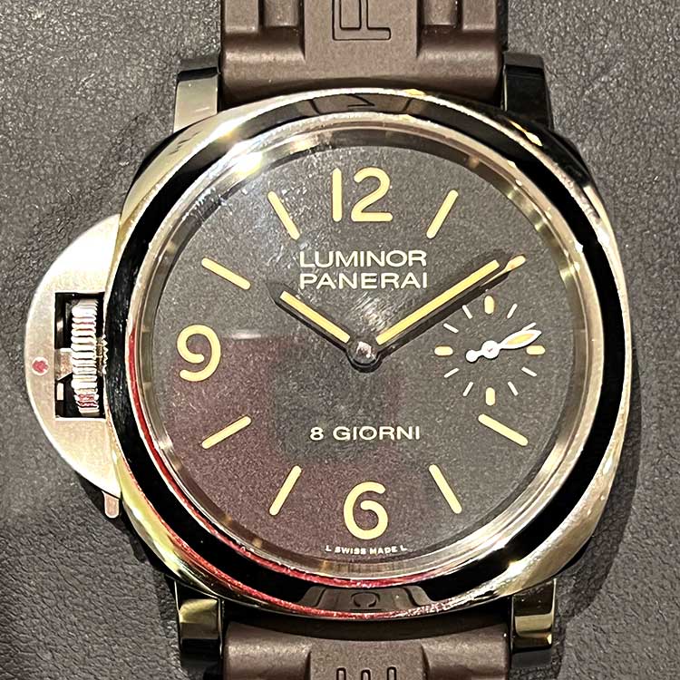 パネライ ルミノール デストロ オット ジョルニ 44mm ブラック文字盤 SS/ラバー PAM01655