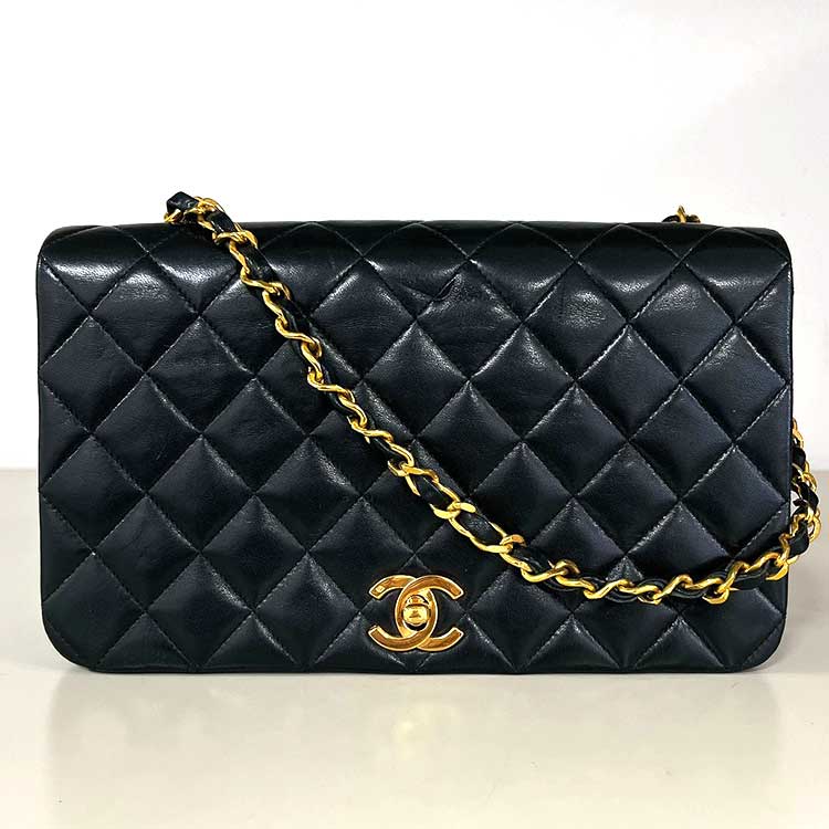 シャネル マトラッセ23 シングル フルフラップ チェーンショルダーバッグ ブラック ラムスキン ゴールド金具