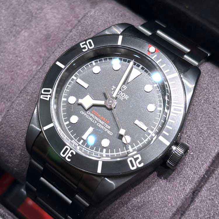 チューダー ヘリテージ ブラックベイ ダーク 41mm ブラック PVD 79230DK