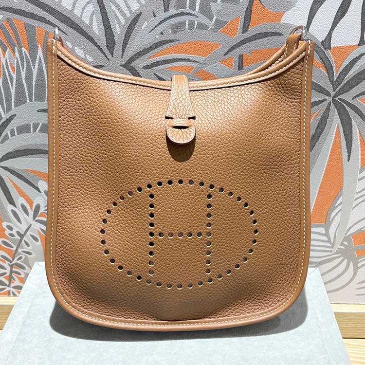 エルメス エヴリン3 23 ゴールド トリヨンクレマンス G刻印