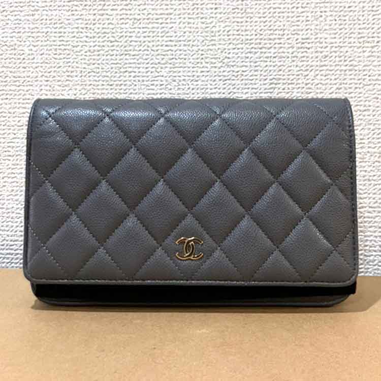 シャネル マトラッセ クラシック チェーンウォレット グレー キャビアスキン ゴールド金具 AP0250