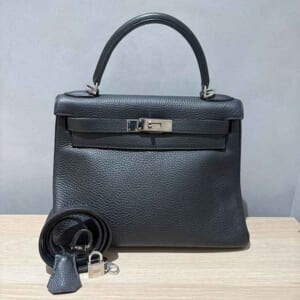 エルメス ケリー28 黒 トリヨンクレマンス シルバー金具 □I刻印