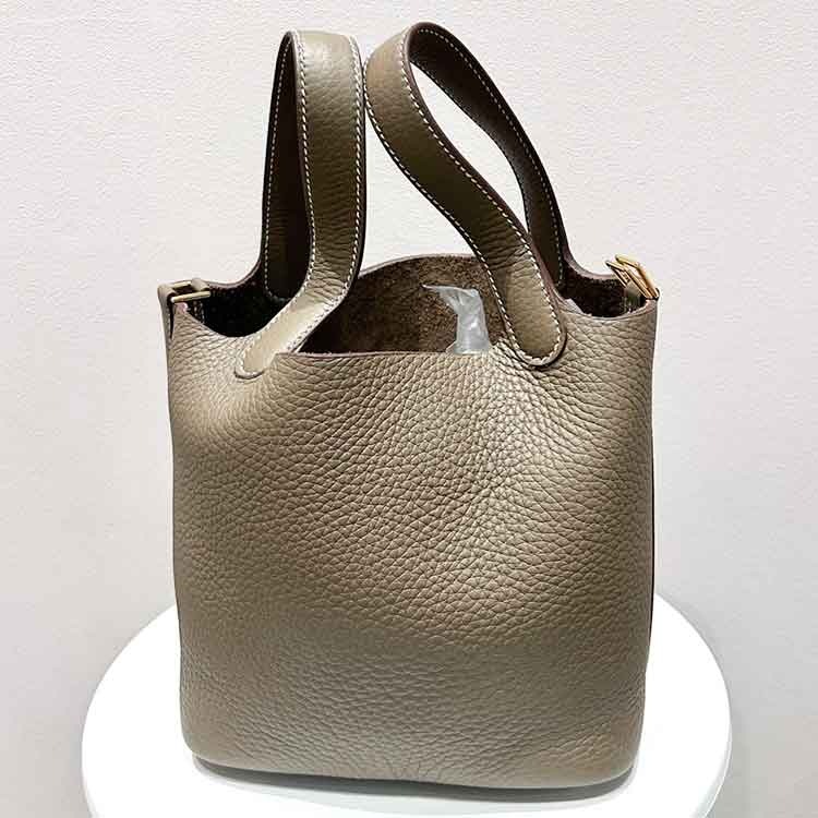 エルメス ピコタンロックPM エトゥープ トリヨンクレマンス ゴールド金具 G刻印