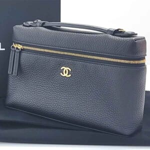 シャネル ヴァニティケース ラージ ブラック カーフスキン ゴールド金具 AP5347